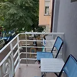 2br In Center Pedestrian Street Balcony Fast Wifi Διαμέρισμα Βάρνα
