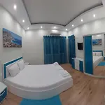 2br In Center Pedestrian Street Balcony Fast Wifi *