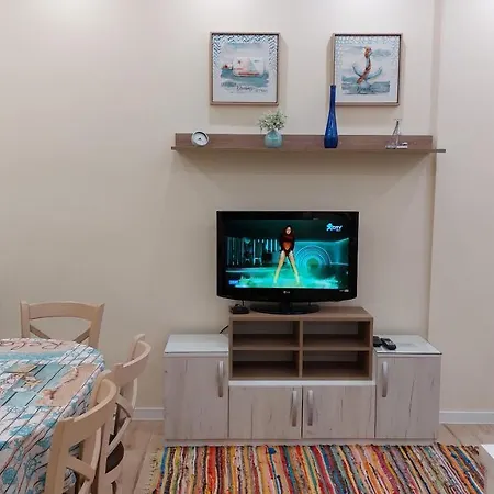 Διαμέρισμα Pink & Blue - 2bdr With Balcony - Wi-fi Βάρνα