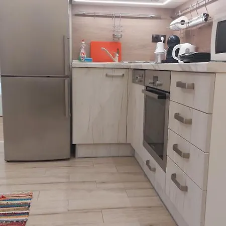 Pink & Blue - 2bdr With Balcony - Wi-fi * Βάρνα