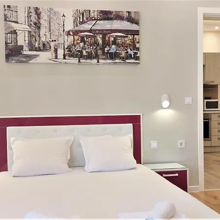 Pink & Blue - 2bdr With Balcony - Wi-fi Διαμέρισμα Βάρνα