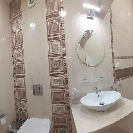 Pink & Blue - 2bdr With Balcony - Wi-fi * Βάρνα