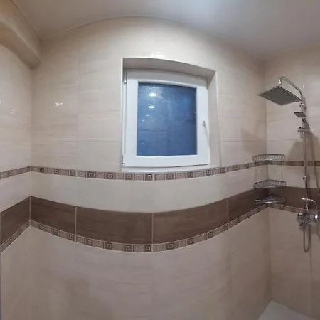 2br In Center Pedestrian Street Balcony Fast Wifi * Warna