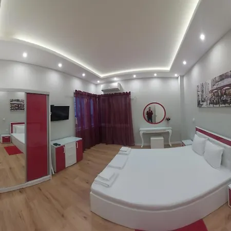 Apartment Pink & Blue - 2bdr With Balcony - Wi-fi Warna