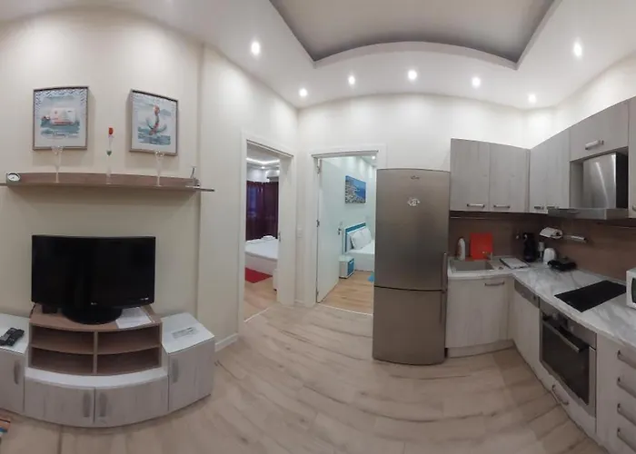 Pink & Blue - 2bdr With Balcony - Wi-fi Varna