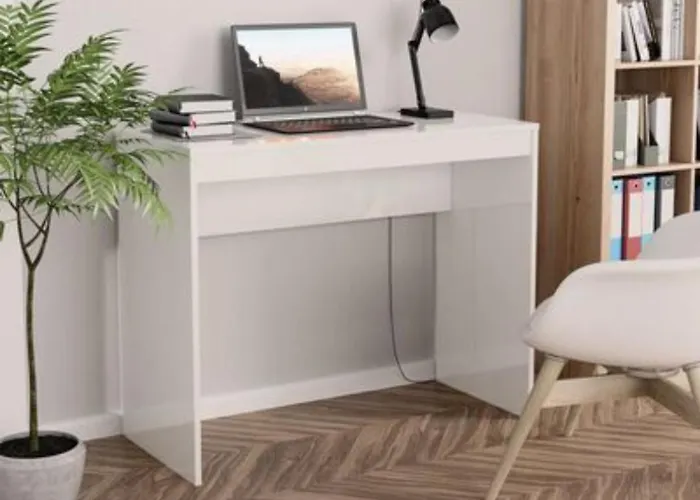 Pink & Blue - 2bdr With Balcony - Wi-fi